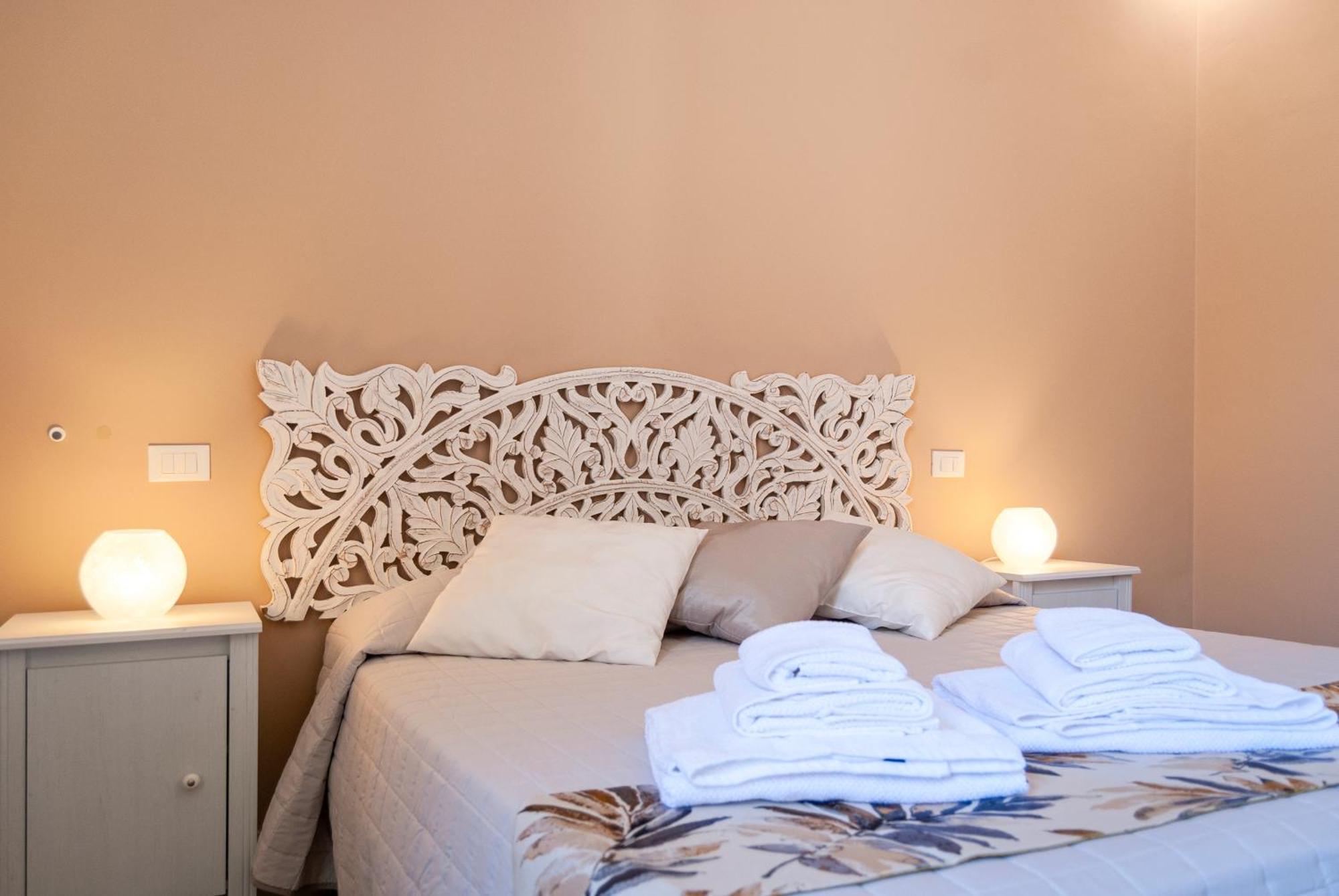ليتشي La Pigna Bianca Suites المظهر الخارجي الصورة
