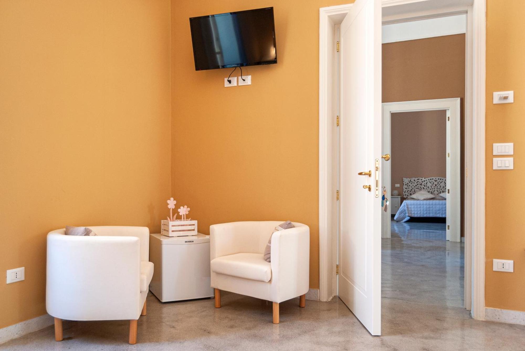 ليتشي La Pigna Bianca Suites المظهر الخارجي الصورة