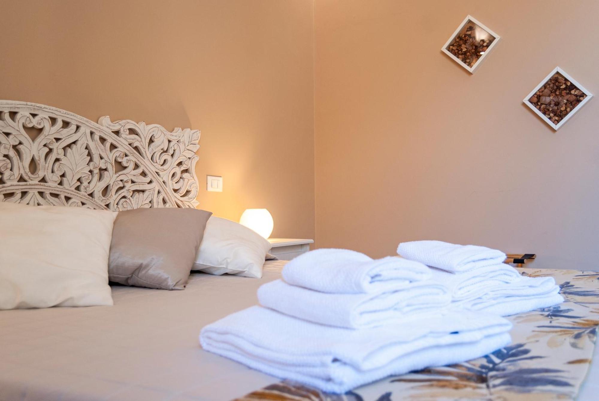 ليتشي La Pigna Bianca Suites المظهر الخارجي الصورة